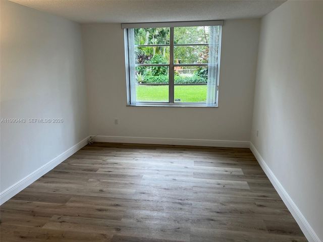 13120 SW 92nd Ave B-112, Miami, FL 33176