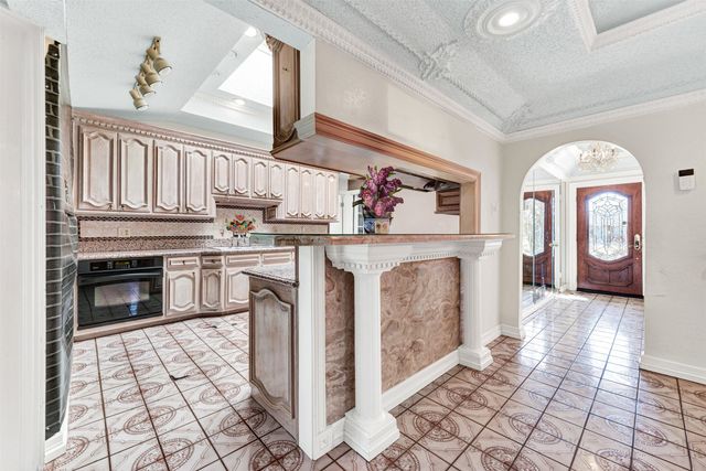 501 Colgate Drive, Lancaster, TX 75134