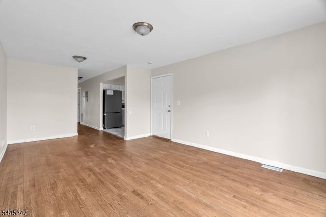 533 S 10Th St, Newark City, NJ 07103