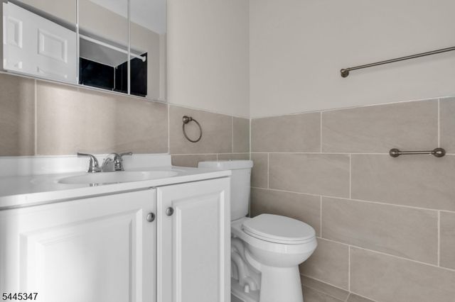 533 S 10Th St, Newark City, NJ 07103