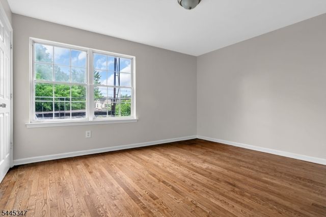 533 S 10Th St, Newark City, NJ 07103