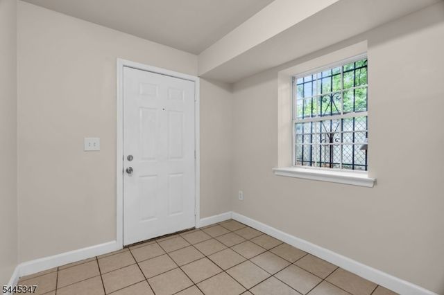 533 S 10Th St, Newark City, NJ 07103