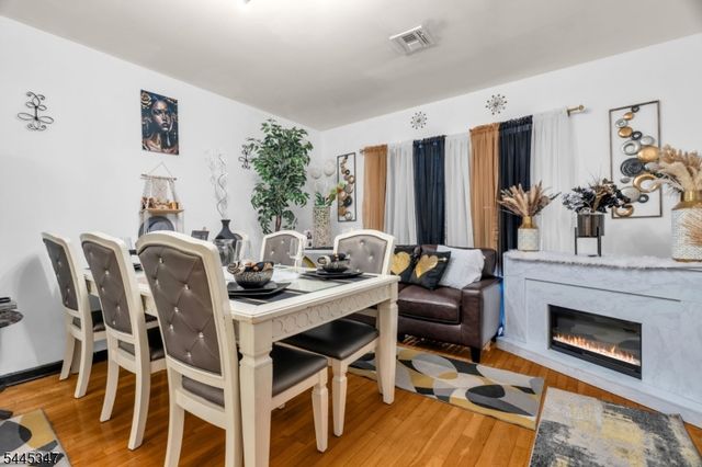533 S 10Th St, Newark City, NJ 07103