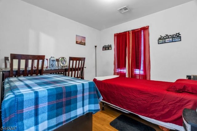 533 S 10Th St, Newark City, NJ 07103