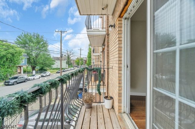 533 S 10Th St, Newark City, NJ 07103