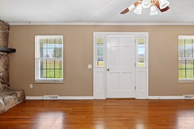 7669 State Highway 30, E, Decatur, TN 37322