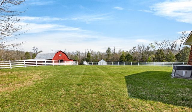 7669 State Highway 30, E, Decatur, TN 37322