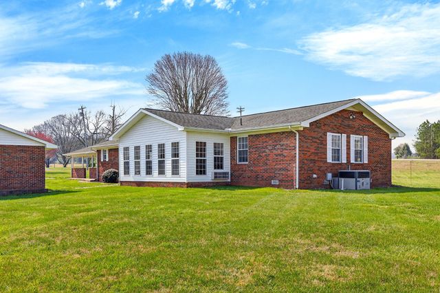 7669 State Highway 30, E, Decatur, TN 37322