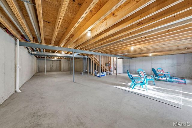 5634 Sun Bear Drive, House Springs, MO 63051