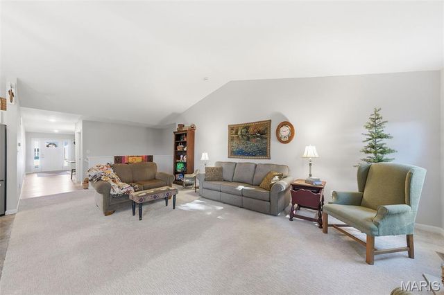 5634 Sun Bear Drive, House Springs, MO 63051