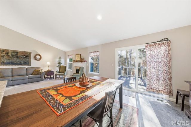 5634 Sun Bear Drive, House Springs, MO 63051