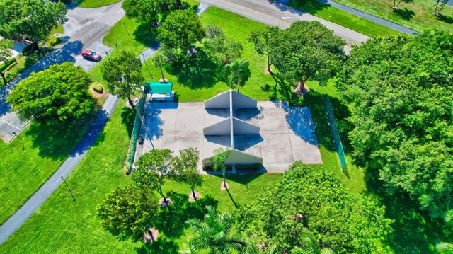 8427 Parkgate Road C, Boca Raton, FL 33496