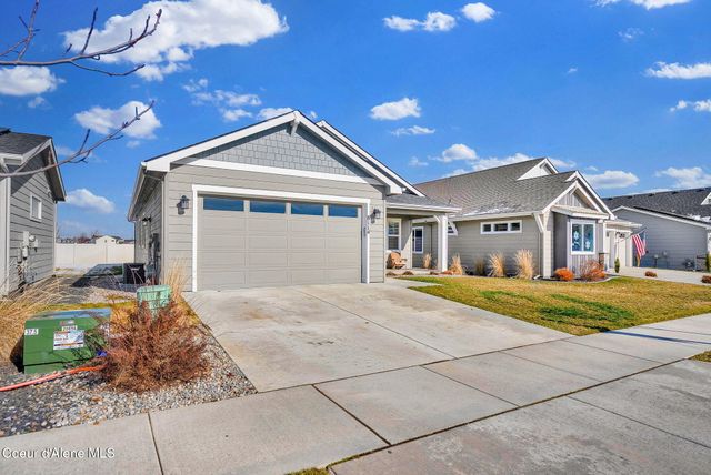8114 N Girard CIR, Coeur D'alene, ID 83815