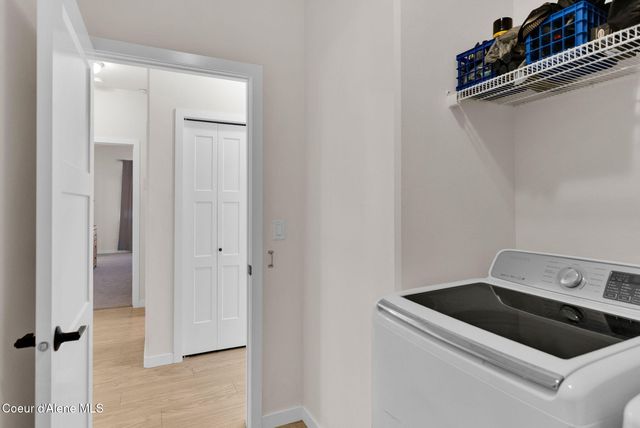 8114 N Girard CIR, Coeur D'alene, ID 83815