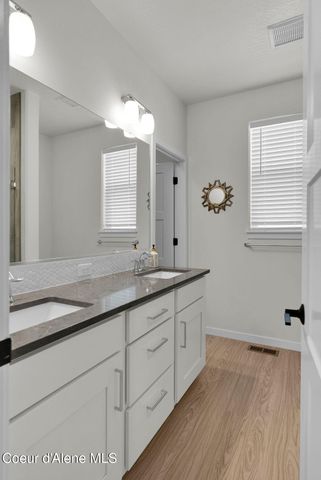 8114 N Girard CIR, Coeur D'alene, ID 83815