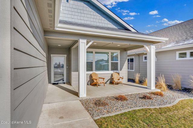 8114 N Girard CIR, Coeur D'alene, ID 83815