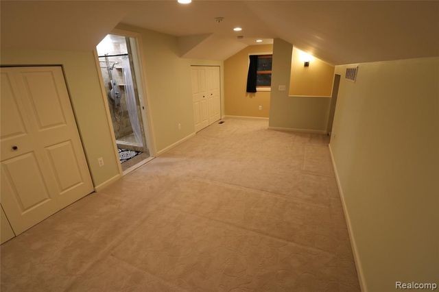 4223 S Baldwin Road, Lake Orion, MI 48359