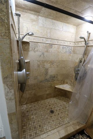 4223 S Baldwin Road, Lake Orion, MI 48359