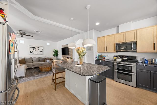 5752 Rolling Dale Avenue, Las Vegas, NV 89139
