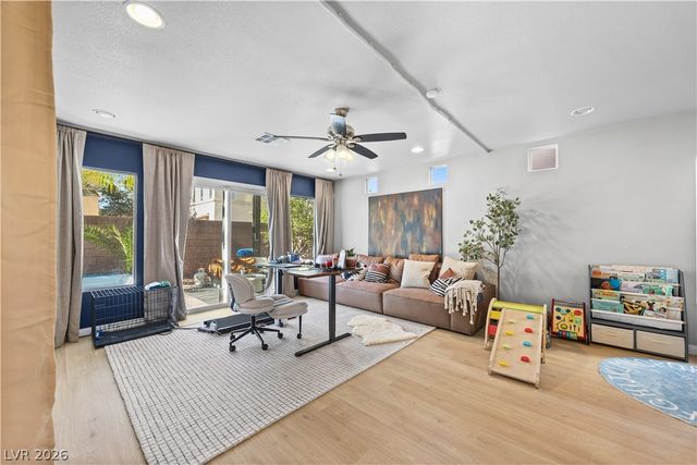 5752 Rolling Dale Avenue, Las Vegas, NV 89139