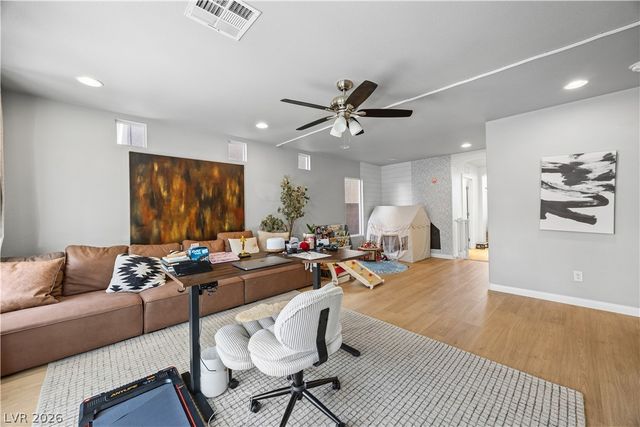 5752 Rolling Dale Avenue, Las Vegas, NV 89139