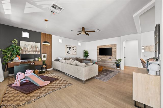 5752 Rolling Dale Avenue, Las Vegas, NV 89139