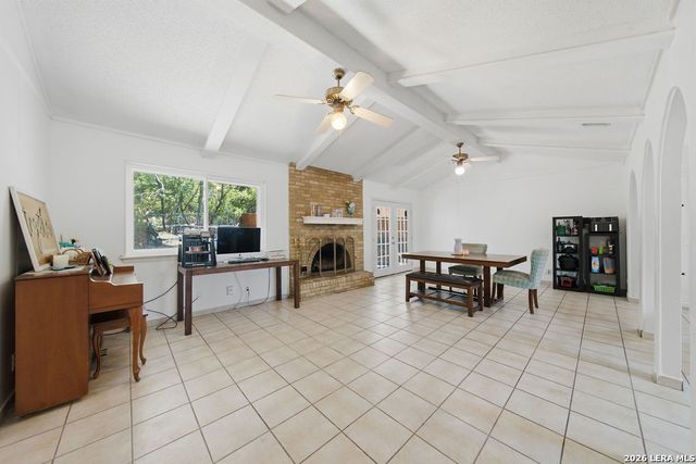 6113 SUN DIAL ST, San Antonio, TX 78238