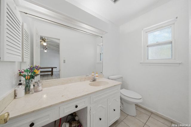 6113 SUN DIAL ST, San Antonio, TX 78238