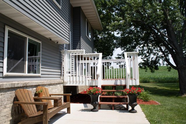 5290 85th Street NE, Monticello, MN 55362