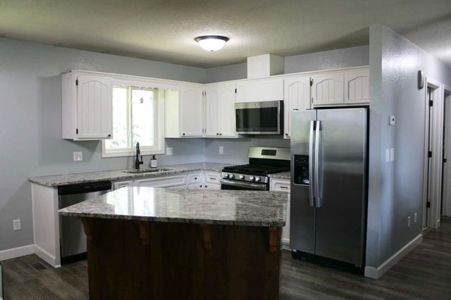 5290 85th Street NE, Monticello, MN 55362