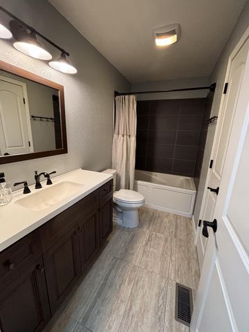 5290 85th Street NE, Monticello, MN 55362