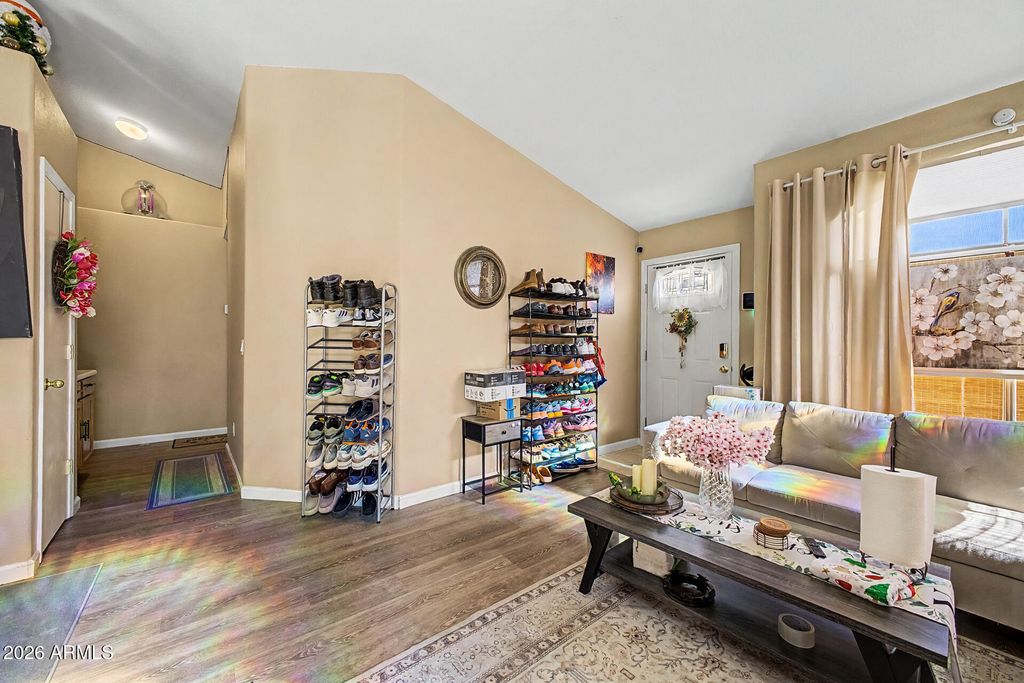 8270 W VOLTAIRE Avenue, Peoria, AZ 85381 — photo 4