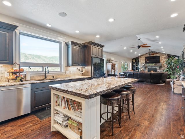 3050 N BRONZEWOOD CIR, Erda, UT 84074