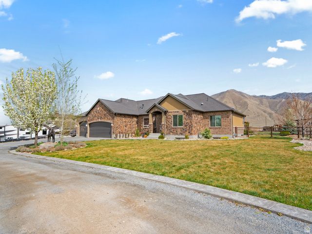 3050 N BRONZEWOOD CIR, Erda, UT 84074