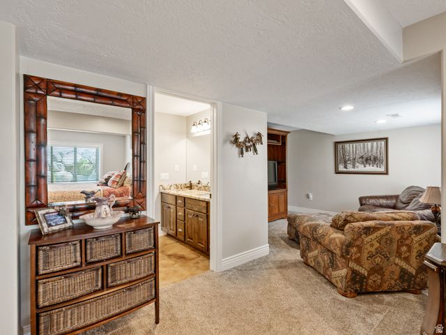 3050 N BRONZEWOOD CIR, Erda, UT 84074