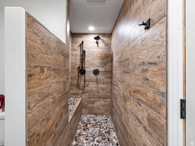 3050 N BRONZEWOOD CIR, Erda, UT 84074