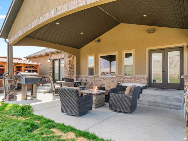 3050 N BRONZEWOOD CIR, Erda, UT 84074