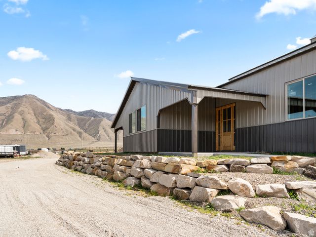 3050 N BRONZEWOOD CIR, Erda, UT 84074