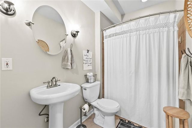 2461 Floral Valley Drive, Dacula, GA 30019
