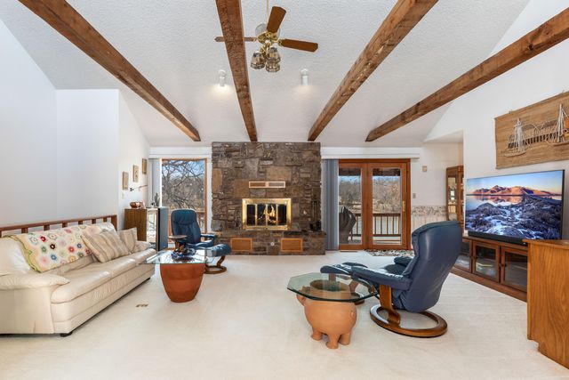 1513 Carey Drive, Grove, OK 74344