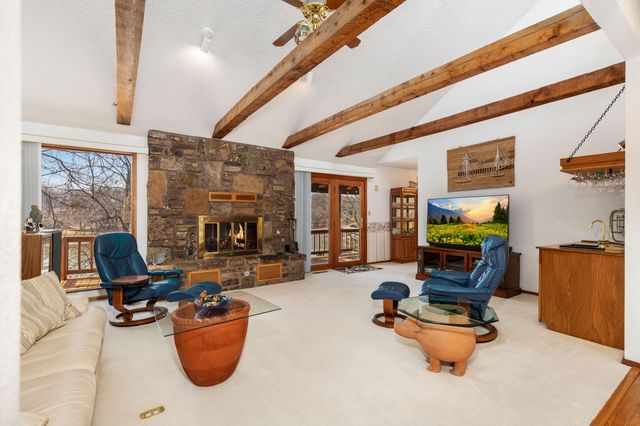 1513 Carey Drive, Grove, OK 74344