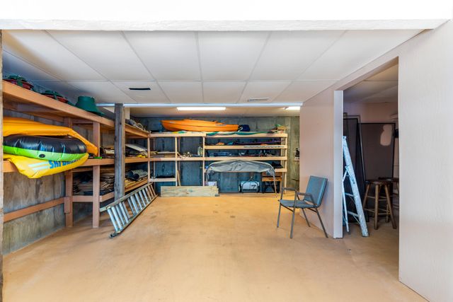 1513 Carey Drive, Grove, OK 74344