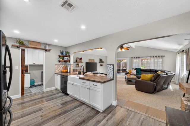 7772 Spring Valley Ave, Citrus Heights, CA 95610