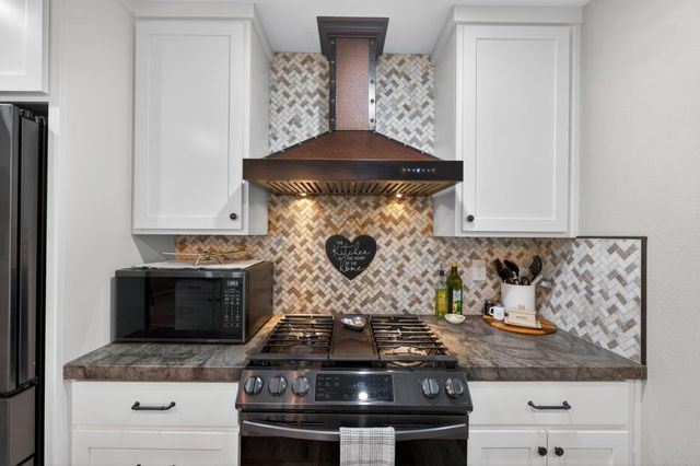 7772 Spring Valley Ave, Citrus Heights, CA 95610