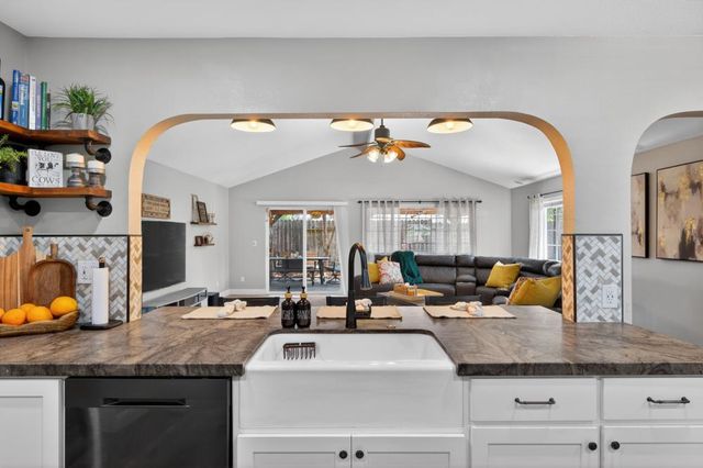 7772 Spring Valley Ave, Citrus Heights, CA 95610