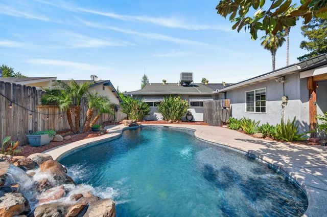 7772 Spring Valley Ave, Citrus Heights, CA 95610