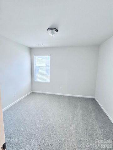 9106 Northfield Crossing Drive, Charlotte, NC 28269