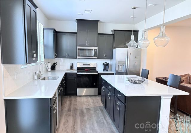 9106 Northfield Crossing Drive, Charlotte, NC 28269