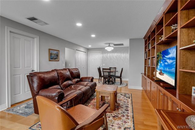 75 Ojibwa Circle 505, Buffalo, NY 14202