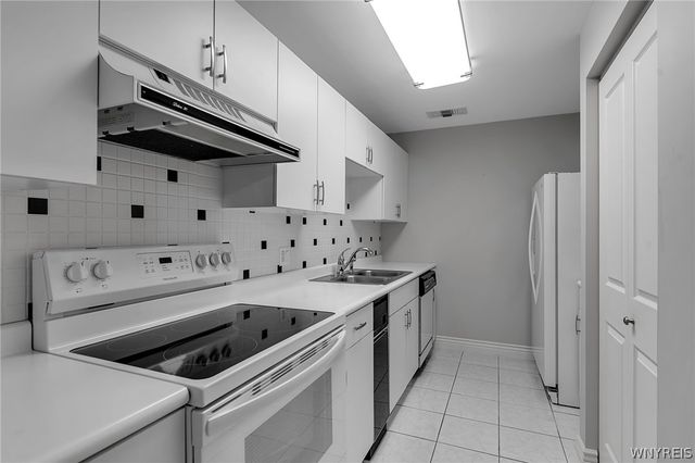 75 Ojibwa Circle 505, Buffalo, NY 14202